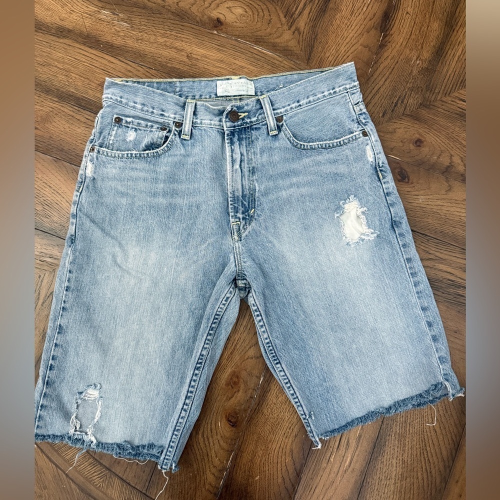 American Eagle Outfitters Blue Jean Shorts Distressed Cut-Offs Size 30/32